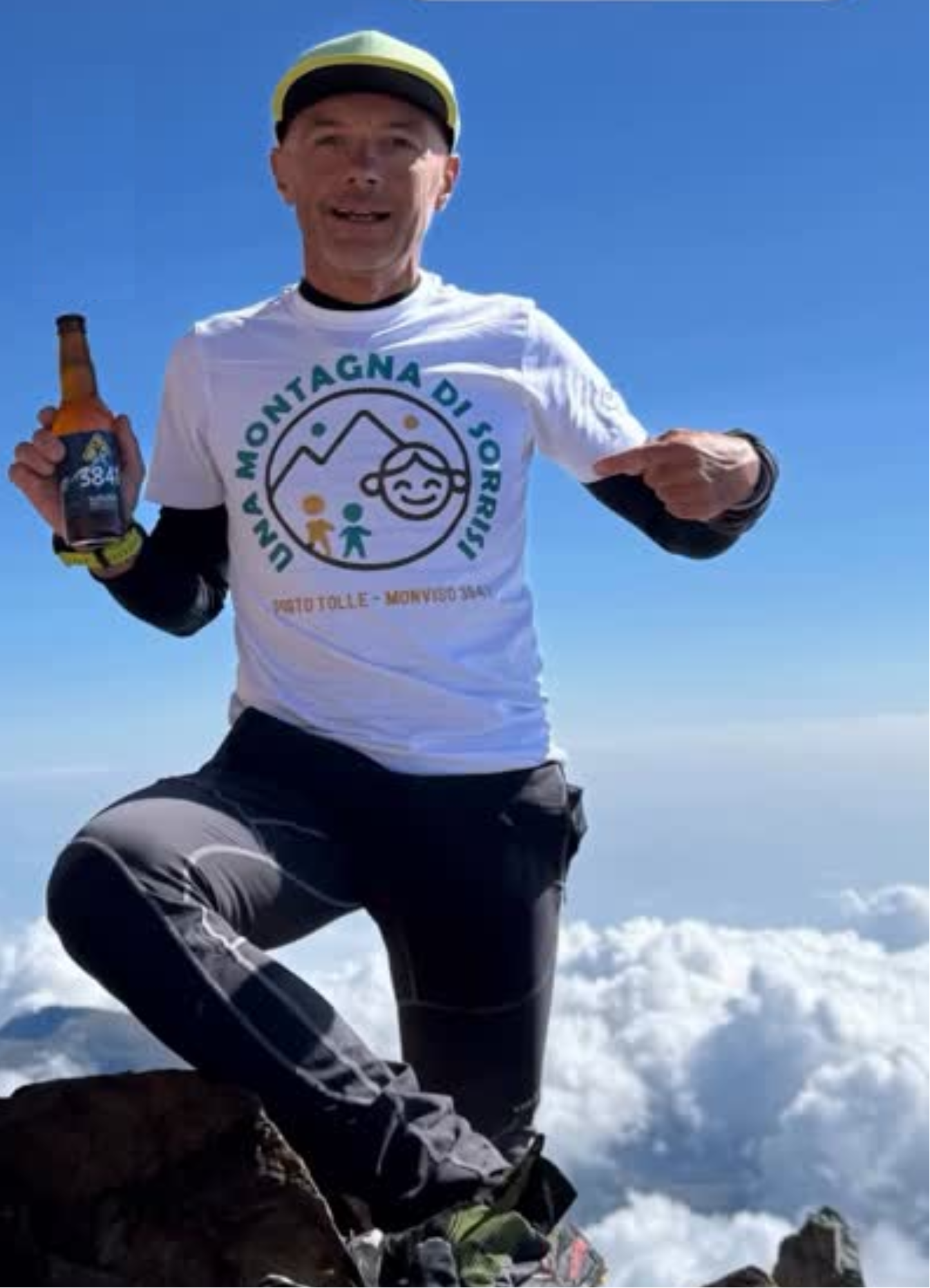 Marco Galliano in cima al Monviso con la 3841